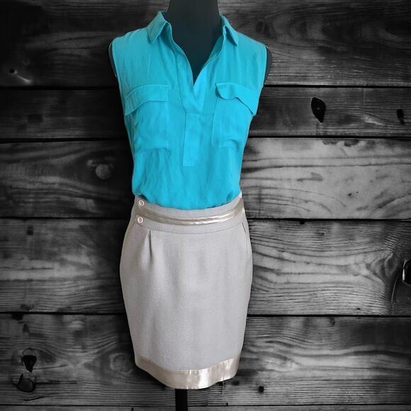 Body by Victoria Chic Wool Skirt with Ribbon & Button Trim - Picture 1 of 6